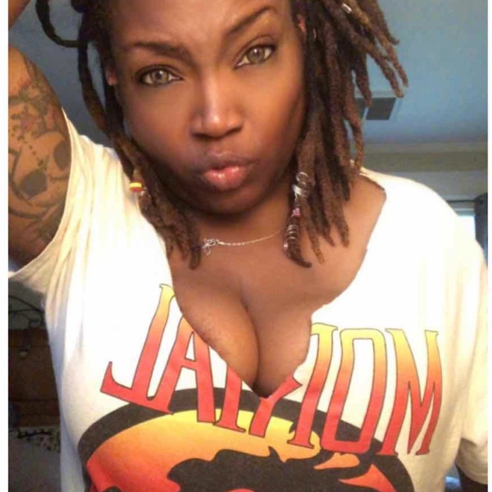 Meet your Posher, Natasha